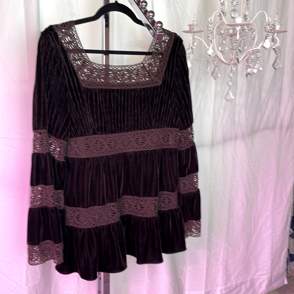 Velvet and crochet espresso baby doll blouse - elegant! Perfect for holiday!